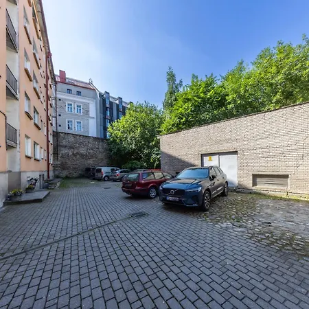 شقة Old Town, Beautiful Yard View, Sauna