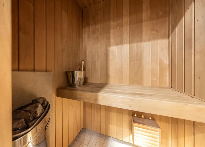 Апартаменти Old Town, Beautiful Yard View, Sauna *