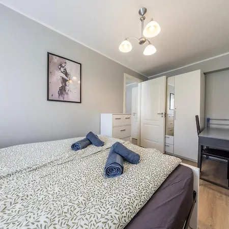 Lägenhet Old Town, Beautiful Yard View, Sauna